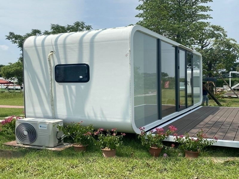 Affordable Mobile Capsule Homes styles with outdoor living space