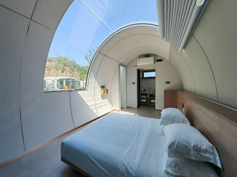 Mobile Capsule Homes retailers with solar panels from China